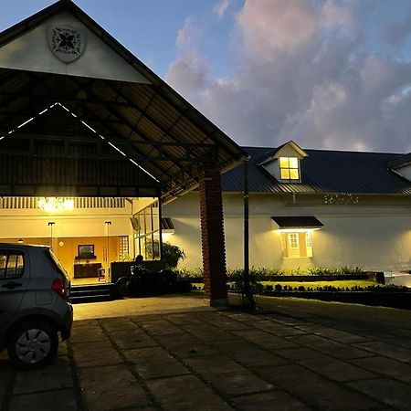 Agincourt Kuttikkanam Hotel Pirmed Luaran gambar