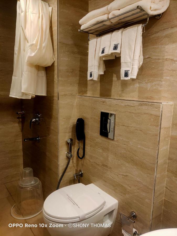 Agincourt Kuttikkanam Hotel Pirmed Luaran gambar