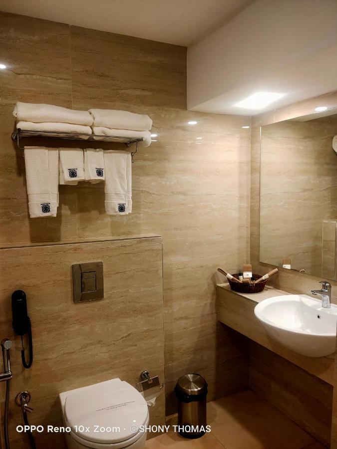 Agincourt Kuttikkanam Hotel Pirmed Luaran gambar