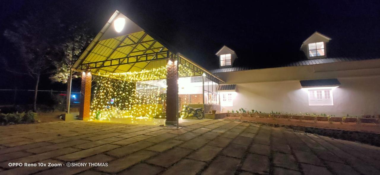Agincourt Kuttikkanam Hotel Pirmed Luaran gambar